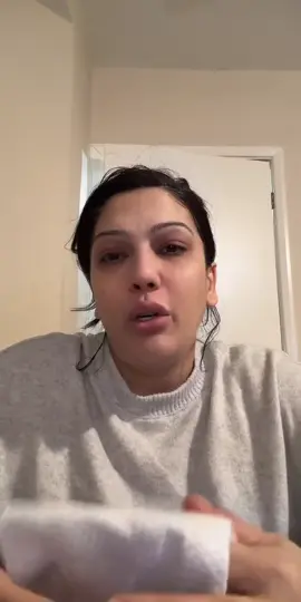 KHANI Lumi Glow Serum reduces pigmentation and evens skin tone with ZamZam Water hydration for a natural radiant finish.