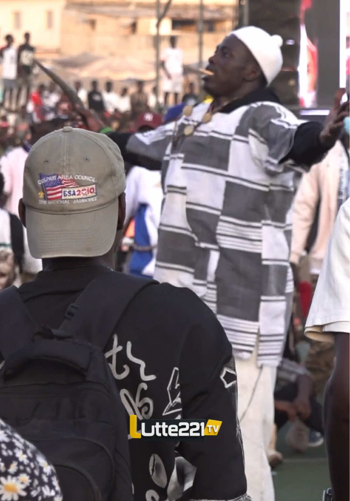 Fi moy Pikine Li Nekhna D 😅 #foryoupage #viralvideo #lutte221tv #221live #pourtoi 