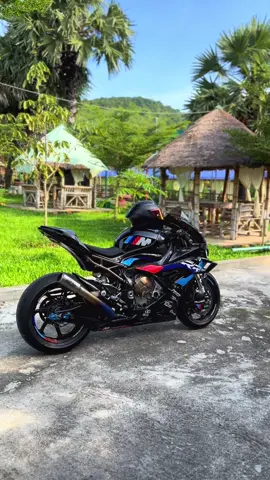 #ជួយfollowនិងlikeម្នាក់មួយ #កូនអ្នកតាកែវ #bigbike #តាកែវផ្ទះខ្ញុំ💗🤟 