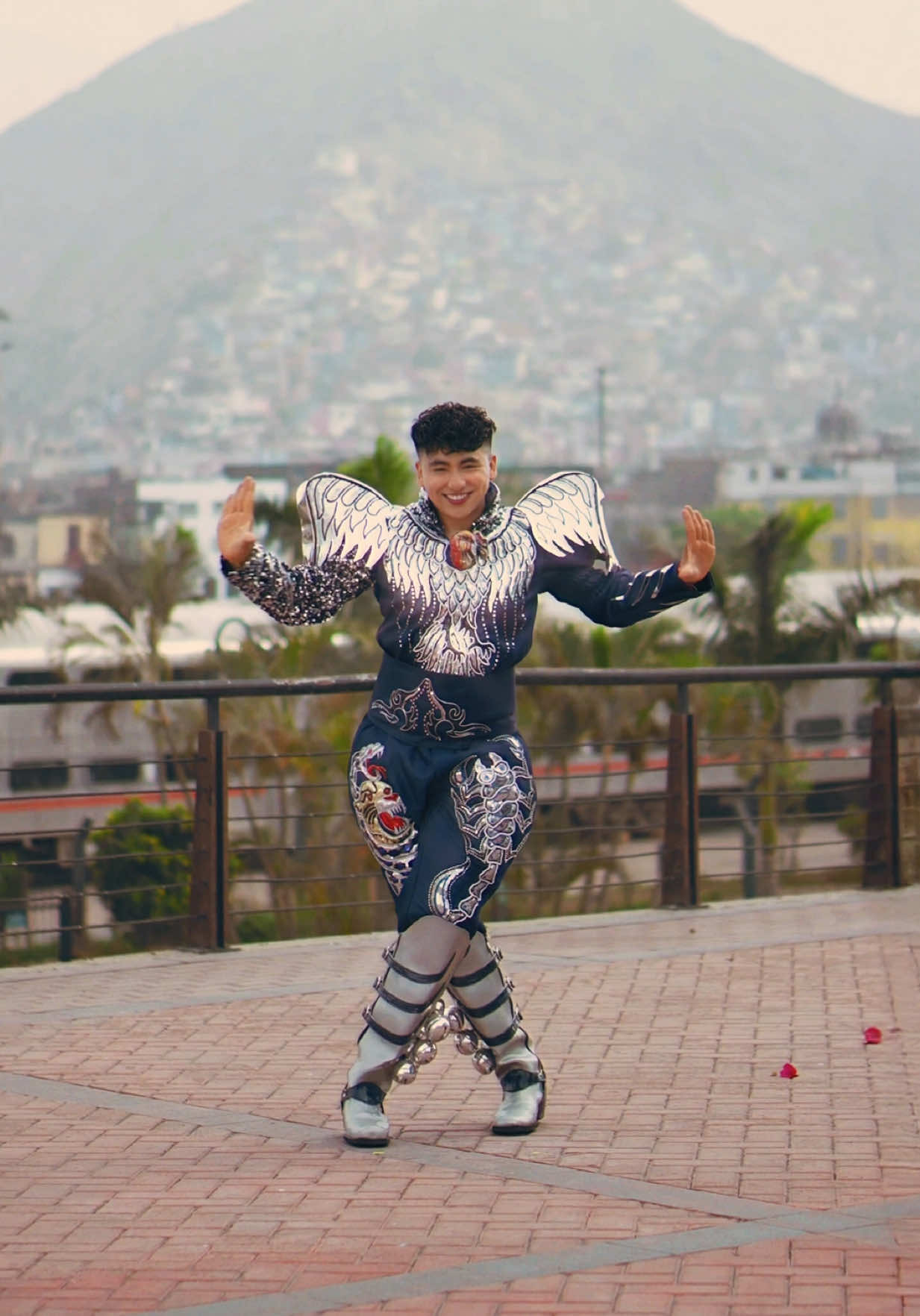 Esperen la transición ✨ Decidí recrear mis trends más virales de caporales 💙 #caporales #josepthovalle #peru #bolivia #puno 