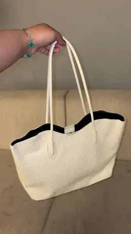 #tascantik #taswanita #totebag #totebagaesthetic 