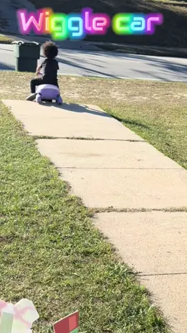 Wiggle car for toddlers #toddlerfun #toddlertoys #electriccar #blackfridaydeals