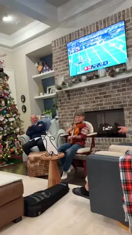 He’s back for year 3 ready for year 4😍😍😍 #viola #thanksgiving #concert #year3 #turkeyday 