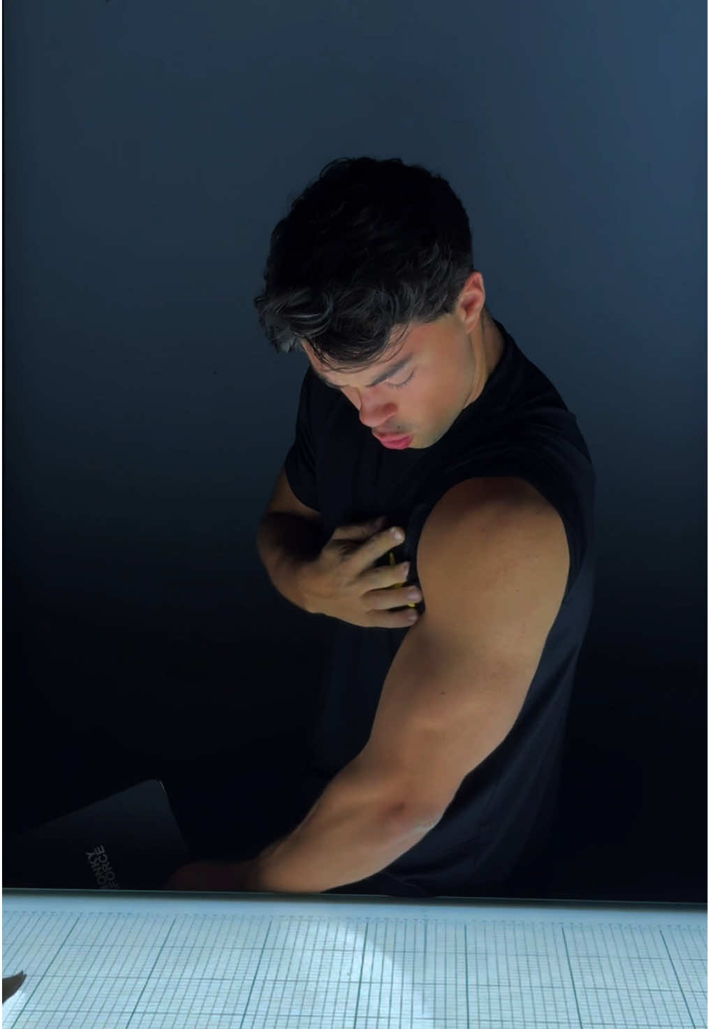 Seguir cuando duele, eso es lo que te separa del resto. #marpe #mentalidad #motivacion #disciplina #gymmotivation 