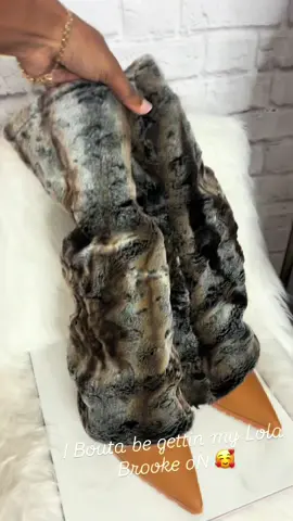 Finally did my fur onEs 🥰 #furboots #furfabric #fur 