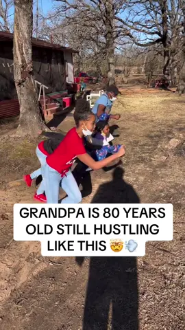 Gramps was MOVING. 😂🔥 (iamgeorgewhitethespeaker/IG) #family #race #funny #grandpa #Running 