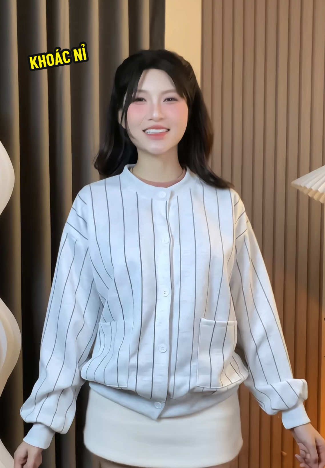 Nam nữ oke hết #ngakimsa #thoitrang #OOTD #aocardigan #aokhoac 