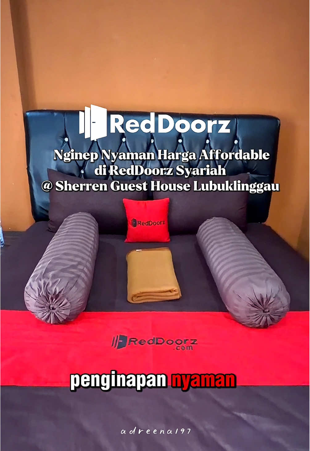 Lagi cari penginapan nyaman dan terjangkau di Lubuklinggau? Coba nginep di RedDoorz Sherren Guest House! 🏨✨ Lokasi strategis, kamar bersih, full AC, amenities lengkap, WiFi kencang, sampai parkiran tersedia. Harga mulai 100 ribuan aja! 🔥 Booking super mudah lewat aplikasi RedDoorz—pakai kode YUKNGINEP biar makin hemat. Travel hemat & nyaman? Di sini tempatnya! ❤️  #RedTravelers #YUKNGINEP #RedDoorz #bukasemuapintu #lubuklinggau