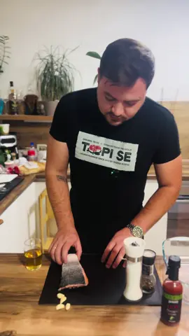 Zaprati @jackhot_ljuti_sos  i učestvuj 🔥  Losos sa povrćem 👌 #losos