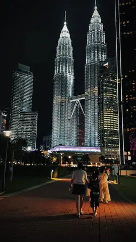 #Malaysia #KLCC #suriaklcc #night #kualalumpur 