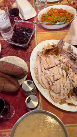 Happy Thanksgiving! 🦃 #thanksgiving #turkey #food #thanksgivingdinner #stuffed 