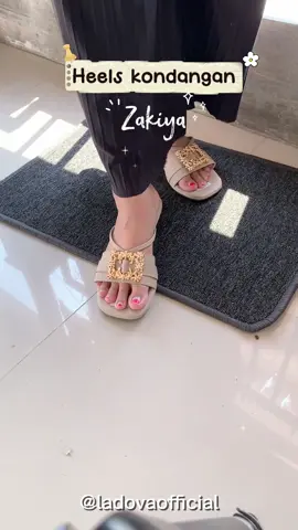 Secakep ini yang mau samaan gercepin dr sekarang yaa😍#ladovaofficial #sandalwanita #rekomendasi #heelskondangan #fyppppppppppppppppppppppp 