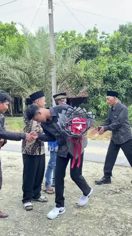 23/11/25🤍 #engagement #engagementring 