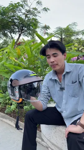 có cái mũ bảo hiểm 3/4 đẹp nhiều người hỏi quá #mubaohiem #mubaohiemthoitrang #mubaohiemcokinh #mubaohiemchinhhang #xuhuong 