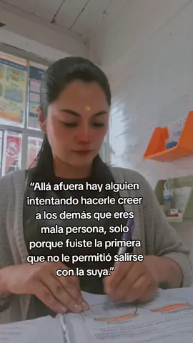 Intentar hacer las cosas bien, solo incomoda al mas flojo. #cosasdeprofes #trend #lamejor #🙏 