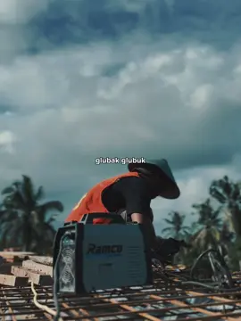 Sek eng pora iki wong wedok seng setia ra maem ganteng ngono😥#wedding 