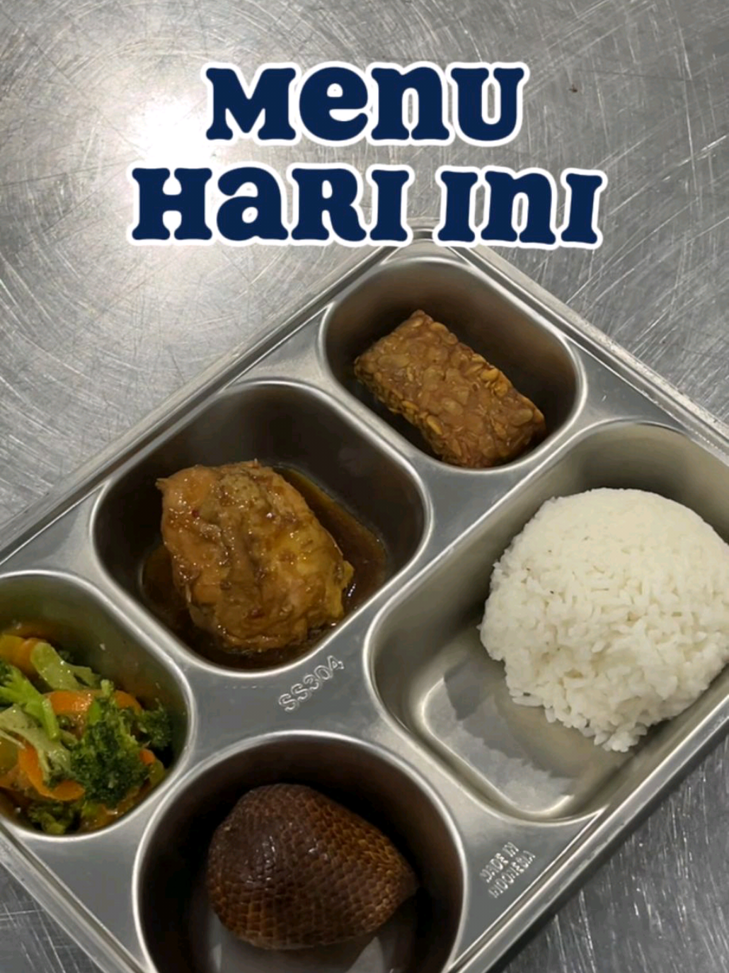 ubur-ubur ikan lele hari ini menunya rica-rica leee 😋 #SPPGPonorogo #SPPGKepatihan #MBGPonorogo #MenuMBG #MBG