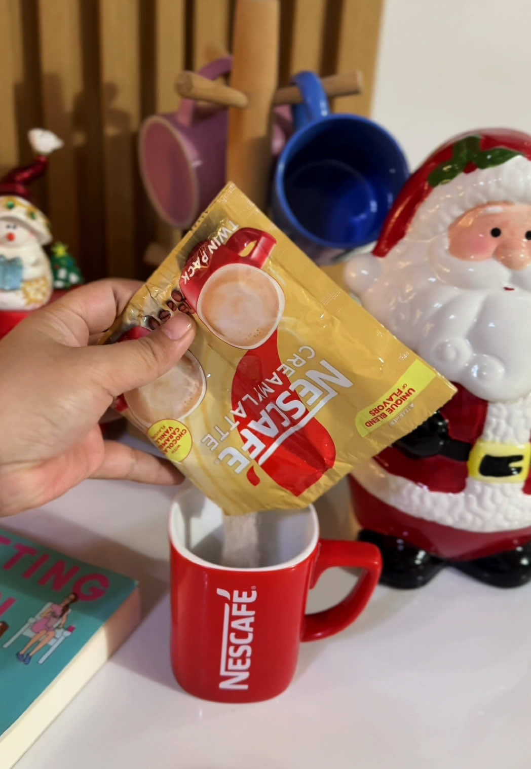 Waiting for the next plot twist from my day, but I’m ready. Whatever the day brings, my secret weapon is always Nescafe Creamylatte. Consistent comfort all the time! #MyFlavorfulConstant