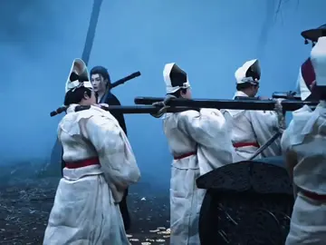 Năm 2025 bl Trung Quốc tái sinh rồi 🤣 #đêmmưagianghồtựagiấcmộng #boylove #biyin碧银💰 #saonamhoangu 