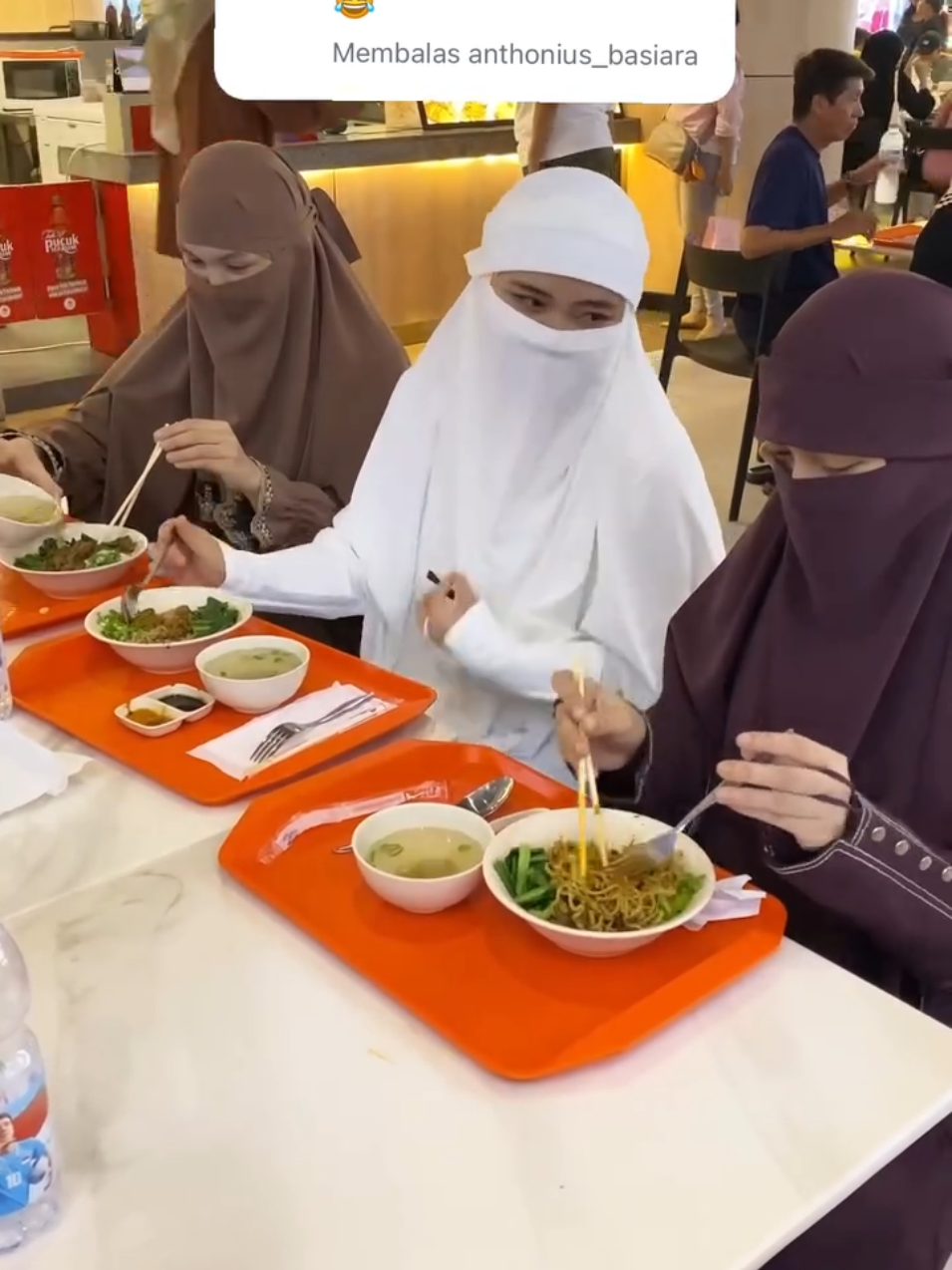 cara makan agamawi #agama #perbudakan #ritual #jamaah 