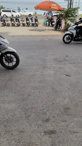 ម៉ូតូអេចចាយ