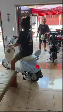 merapat yuk kk banyak unit baru nich #promomakangajian #MotorListrikKeren #godaindonesia #sepedalistrik 