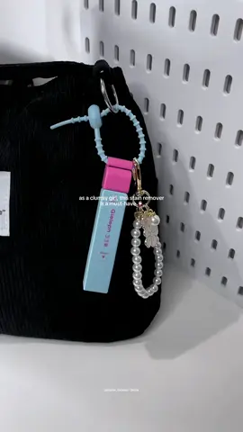 thank you for this😭💗 so great #stainremover #stainremoval #stain #girlessentialsStain remover pen