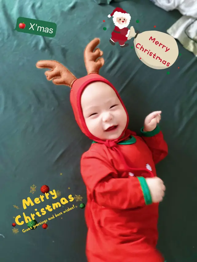 Demo trước vài tấm để có không khí đón giáng sinh nè. Mùa giáng sinh đầu tiên của Đậu🥰🥰 Mẹ mua bộ đồ quá là cưng yêu. Đồ mặc mẹ có để trong phần trưng bày mn tham khảo nha. Yêu 🧡 #mebimsua #embedangyeu #giangsinh2025 #xuhuong @Bố của Đậu 💞 @Như Phương 