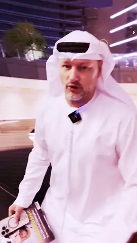 …. Freiheit beginnt dort, wo Funktionieren endet Das System hat Dir beigebracht, wie man funktioniert – nicht, wie man frei wird. Schule, Job, Rente, Sicherheit. Alles klingt vernünftig, alles klingt stabil. Und genau das ist das Problem. Sicherheit war schon immer die Lüge der alten Welt. Sie hält Dich ruhig, berechenbar und abhängig. Freiheit entsteht nicht durch Absicherung, sondern durch Verantwortung, Eigentum und Entscheidungen. 👉 Wenn Du nicht mehr nur funktionieren willst: Link in der Bio. #frankheister #dubai #erfolg #Lifestyle #unabhängigkeit