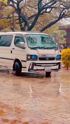 🫶.   #rain #fyp #casper #hiace 