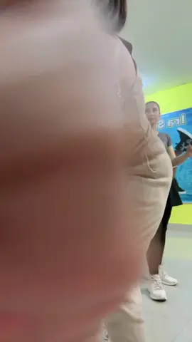 Banyaki olahraga biar sendi kuat  Apalagi sendi- rian. 🤣😆