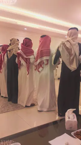 جانب من زواج الشاب أحمد بن علي بن شعيل البشري الأربعاء ٢٦ نوفمبر ٢٠٢٥ بارك الله لهما وبارك عليهما وجمع بينهما في خير 