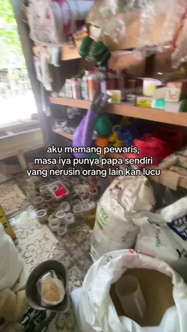 contohnya seperti bapa tiri, kan ga lucu ya dan ga ada hak🤭🤣 