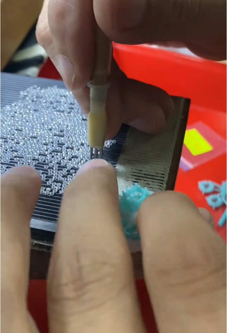 Handcrafted 18k gold plating and steel jewelry at factory-direct prices. #fashionjewelry #jewelrysupplies #jewelrymaker #jewelryforwomen 