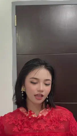 Ganda ng make up ng ate ahh😁