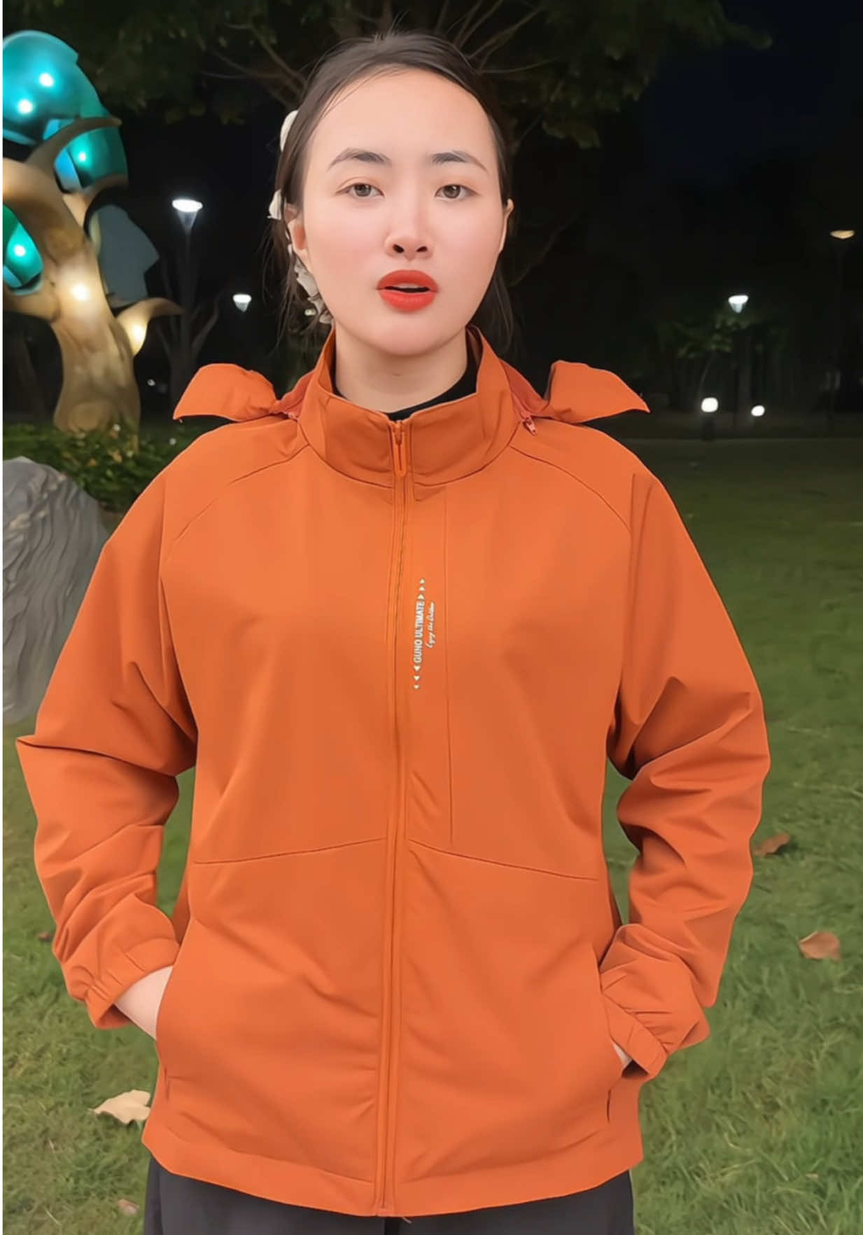 Nam nữ mặc thoải mái ạ 