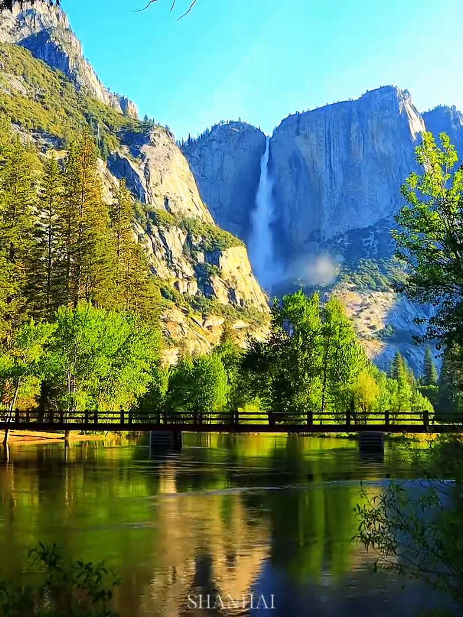 Khó khăn nào rồi cũng qua đi như sau cơn mưa, trời lại sáng. Chỉ cần bạn cố gắng không khó khăn nào bạn không vượt qua được cả. #thiennhien #chualanh #phongcanh #thugian #fyp 