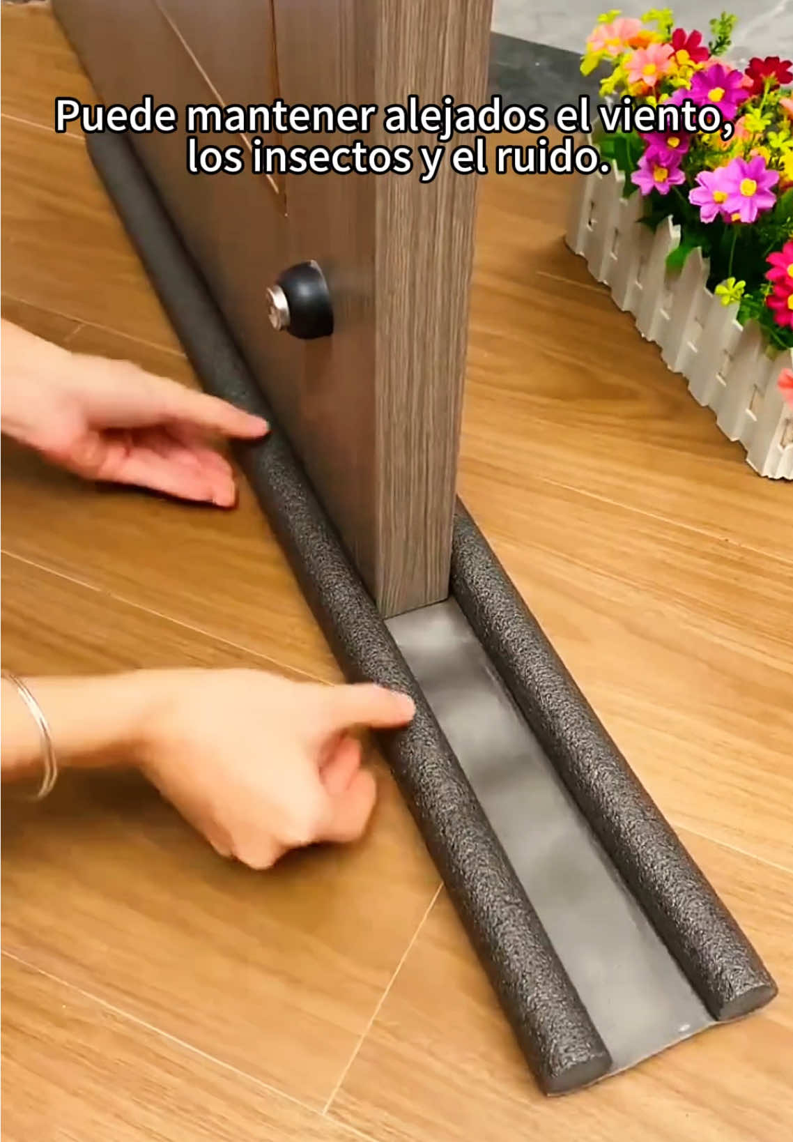 Este sello de puerta antiadherente protege contra el viento y los insectos, también reduce el riesgo de estornudos. #homeessentials #LifeHack #tiktokmademebuyit #viral #fyp 