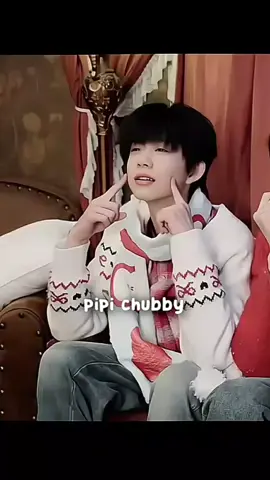 pipi chubby 😵🤏🏻||#tffamily_4th_generation #tffamily🇨🇳💫 #chenyiheng#chenyiheng_陈奕恒 #chenyiheng #xybca #fyp #foryou#foryoupage #foryou  #creatorsearchinsight #4upag