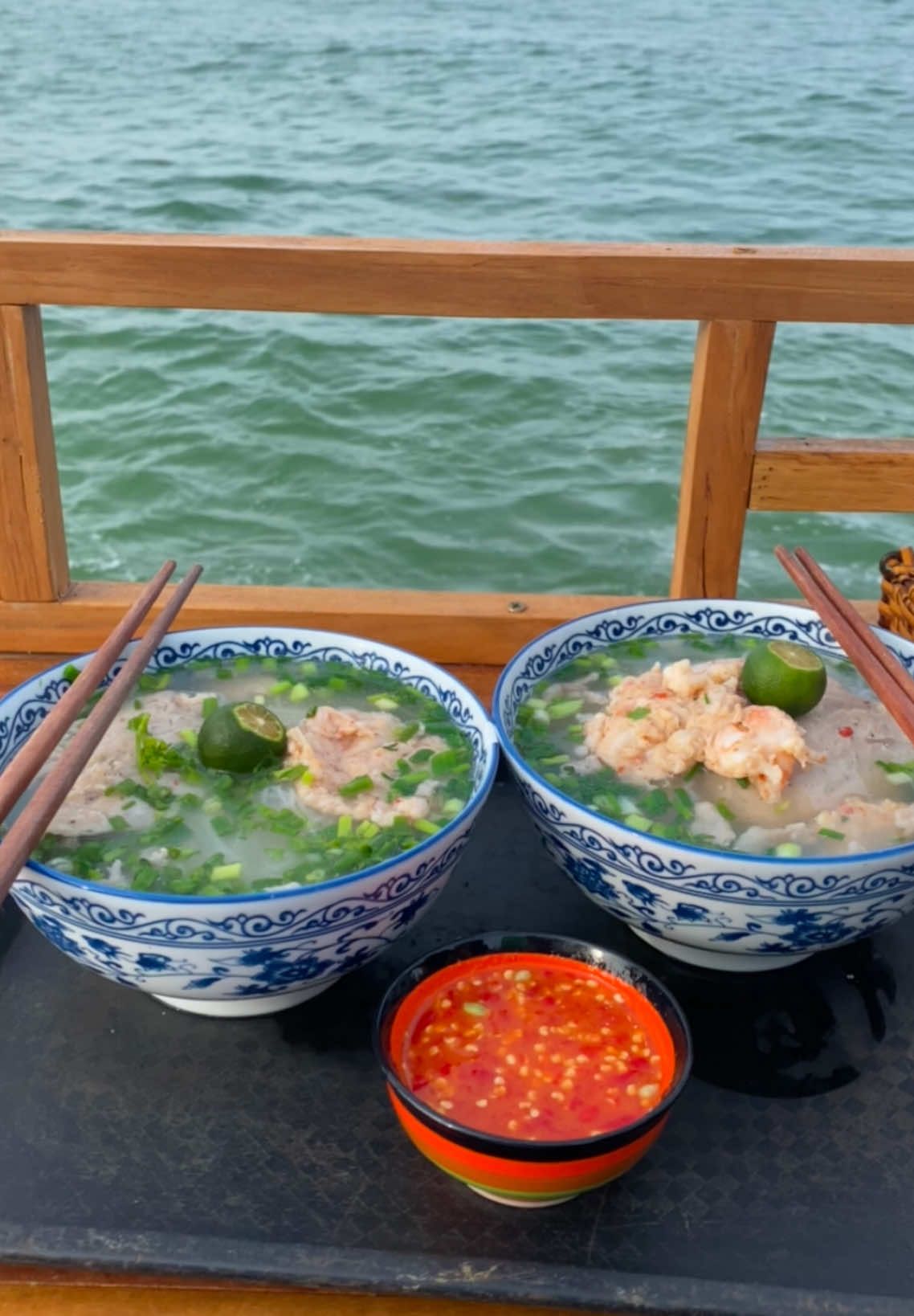 Quán bún quậy ngon view đẹp ở PQ#phuquoc 