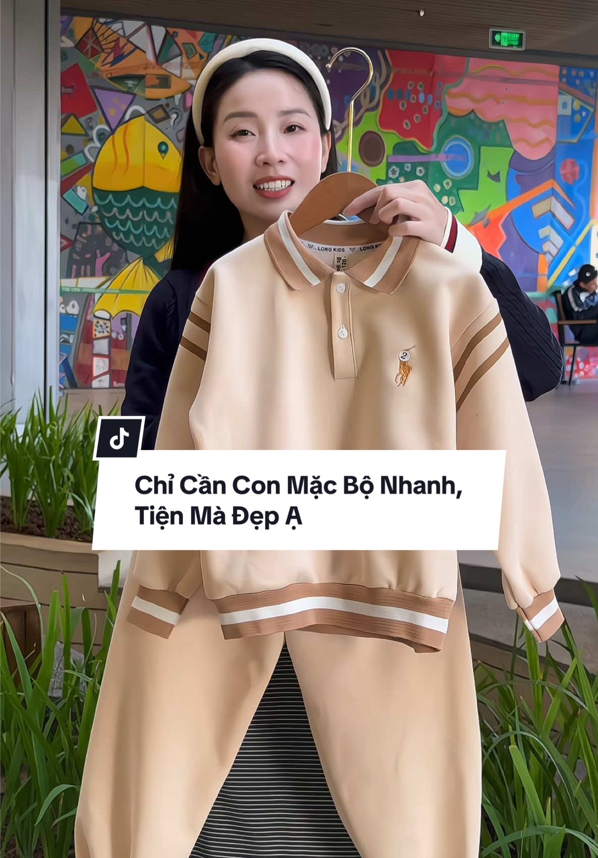 Lười phối đồ như em hoá ra lại tìm được toàn bộ đẹp cho con bố mẹ ạ, chất nỉ 2 da dày đanh luôn í #mesanoi #thoitrangtreem #setni #quanaothudong #viralvideo 