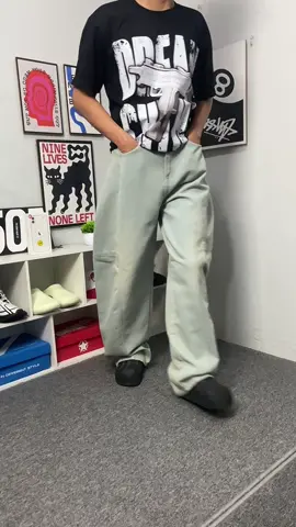 BARREL JEANS UNISEX CAKEPP!! Kapan lagi lo dapet barrel jeans pecah pola secake dan semurah ini        #barreljeans #celanaunisex #celanakeren #celanamurah #outfit 