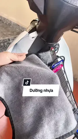 Dưỡng bóng phục hồi nhựa nhám Ventek dành cho ô tô xe máy. #phuchoinhuanham #chaiphuchoinhuanham 