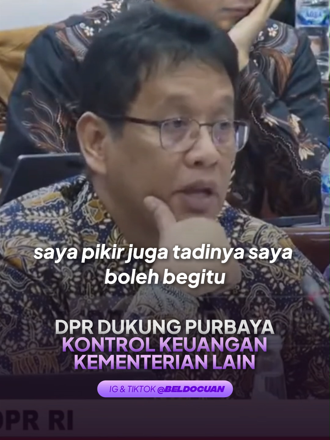 Purbaya respon soal kritik penggunaan instrumen APBN: awalnya ia pikir tak bisa dilakukan, tapi karena dukungan DPR, ia siap lanjutkan pengawasan dan kontrol penyerapan anggaran. Fokusnya sederhana: uang negara harus dipakai benar, tepat sasaran, dan ngefek ke pertumbuhan ekonomi. DPR juga mendorong langkah ini karena instrumen yang dipakai memang bagian dari kewenangan Menkeu untuk memastikan APBN berjalan efektif. Purbaya bilang kementerian lain mungkin “agak kegoncang”, tapi pengawasan ini bakal jalan terus demi akuntabilitas dan hasil nyata.
