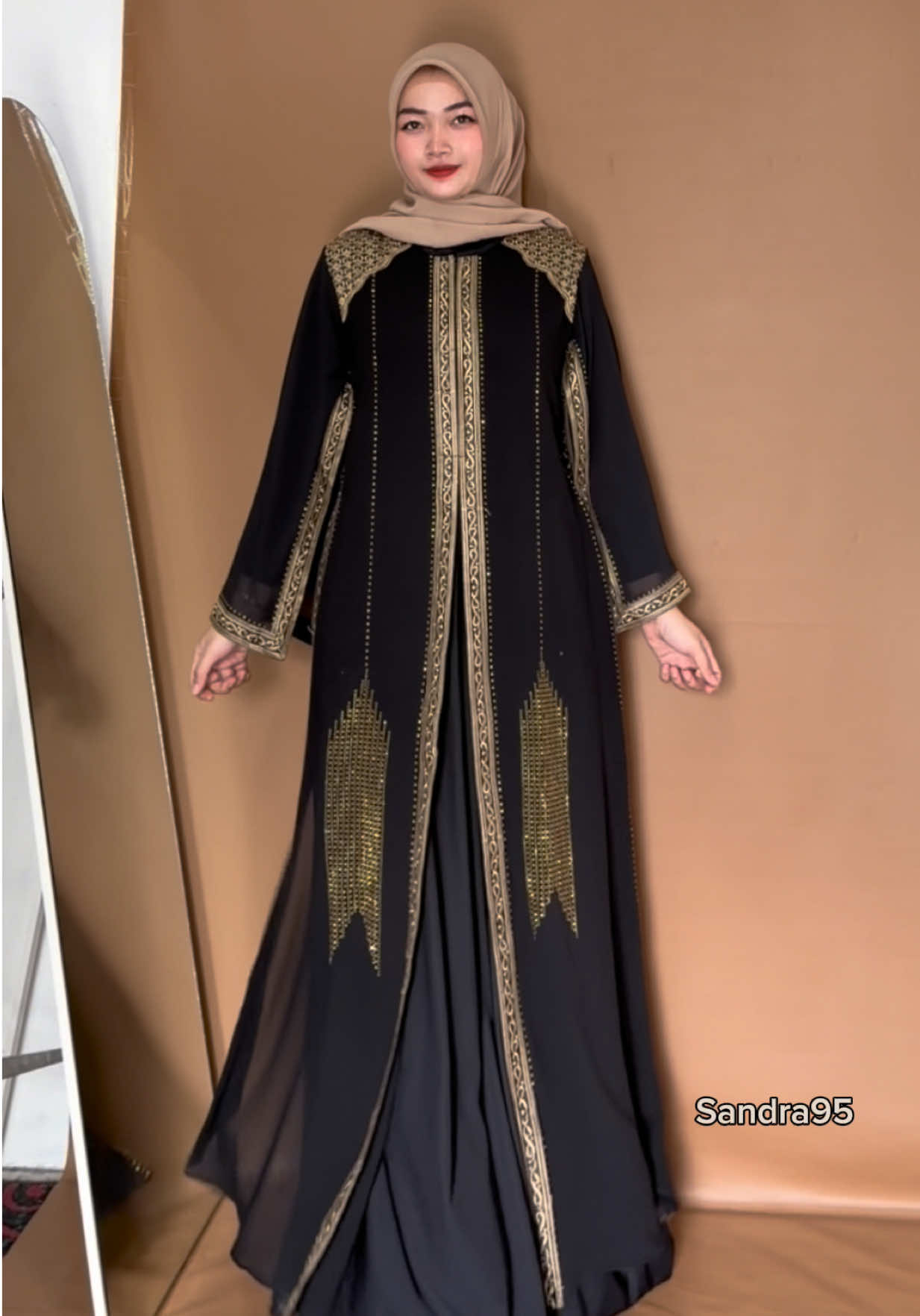 Rekomendasi abaya turkey #abaya #abayahitam #abayaturkey #abayafashion #abayalebaran 