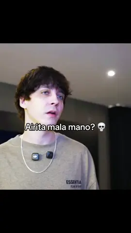 Terribleee #airita #daarick #humor #malamano 