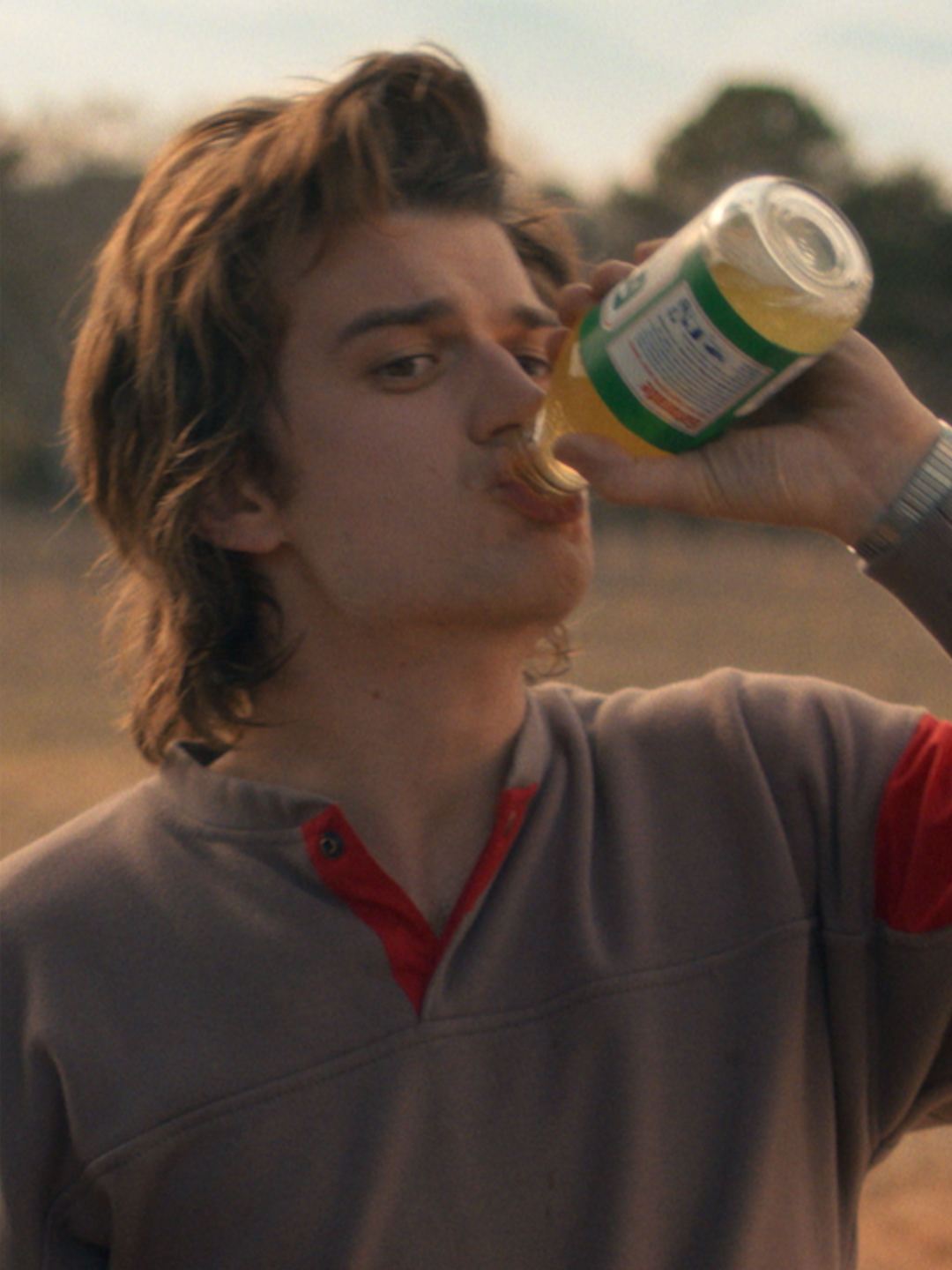 a bopper would HIT right about now #StrangerThings5