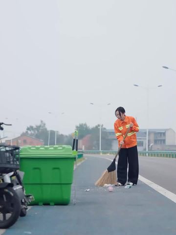 ندمت على المشاهدة السريعة، المسلسل القصير الأكثر شهرة هذا العام، أوصي به بشدة!