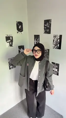 nemu cardigan jaket cakepp bgt dari @Nunananu Store 😍🥰🩶