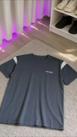 Trendy stripe shoulder design #VPGPH #MensFashion #CasualLook #streetwear #fyp 